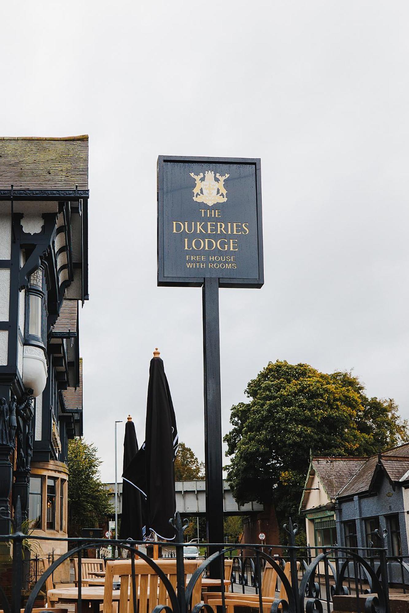 The Dukeries Lodge, Edwinstowe, Nottinghamshire Exterior foto